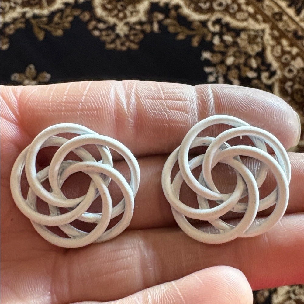 VINTAGE THICK WHITE WIRE MADE LARGE LOVE KNOT POST 1.2" EARRINGS